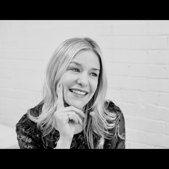 Meet your Posher, Stephanie - Picture 1 of 1